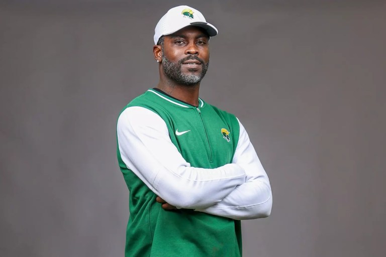 Michael Vick Announces 30 Signees on National Signing Day at Norfolk State
