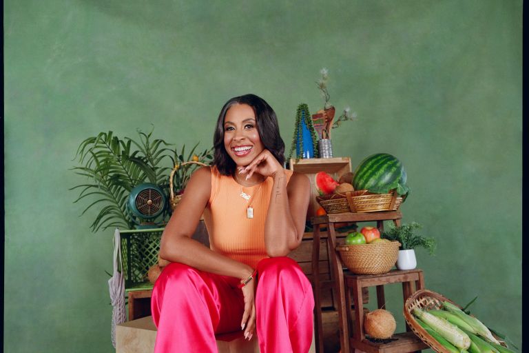 Hampton Alumna Alex Hill Hosts New Tastemade Orginal Series “Spice Spice Baby”