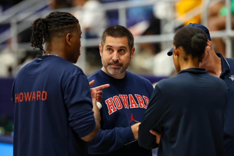 Howard University Volleyball Coach Shaun Kupferberg Notches 400th Win