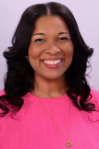 Tiffani Dawn Sykes Headshot 1